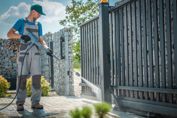 Best Gutter Cleaning  in Bloomfield, IN